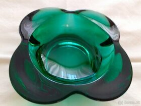 Retro popelník-zelený čtyřlístek - hutní sklo, cca 1960 - 1