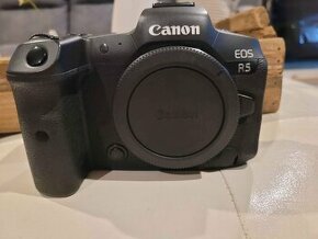 Canon EOS R5  Canon EOS R5 - 1
