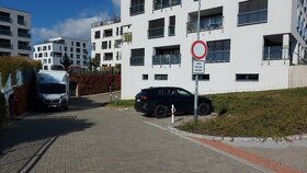 Pronájem parkovacího stání Brno - Moskalykova