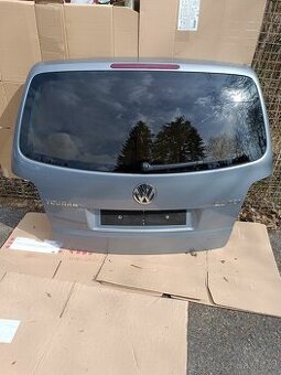 VW Touran -páté dveře, viko kufru