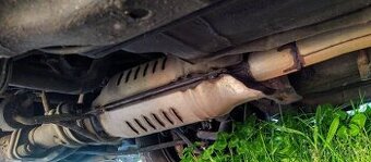 Katalyzátor Honda Accord 5g - originál Honda - 130 000 KM