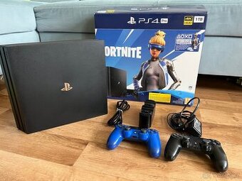 PlayStation 4 Pro + 2x ovladač + dokovací stanice
