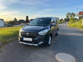 Dacia Lodgy Stepway Blue dCi 115 (7 míst) – první majitel, n