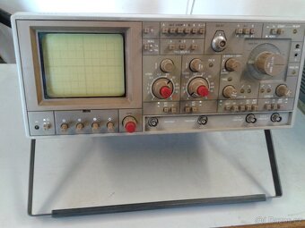 Osciloskop TESLA BM 584
