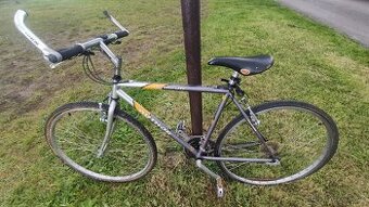Staré městské/cyklistické kolo