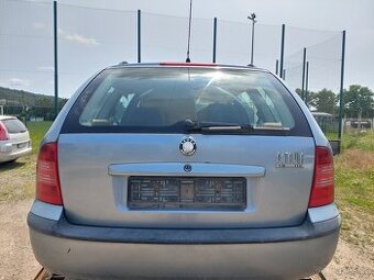 Škoda Octavia 1 combi páté dveře - 1