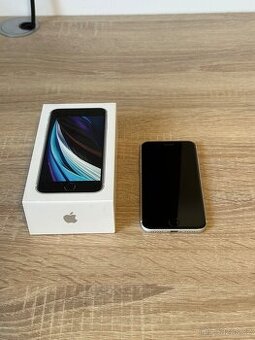 iPhone SE 2020 64 GB BÍLÝ, TOP