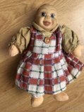Retro stara panenka porcelan