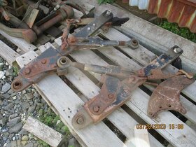 Zetor uřI kompletní ramena hydrauliky