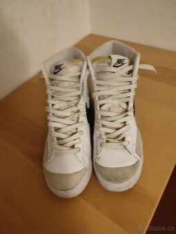 Nike blazer 77 high