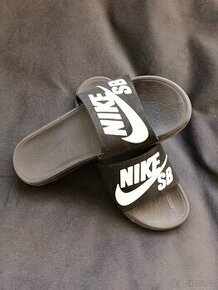 Pantofle Nike SB