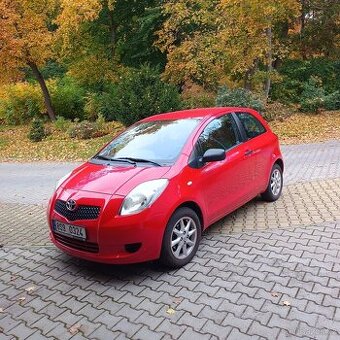 Toyota Yaris 1,3 ,benzin 64 kW/90 koní