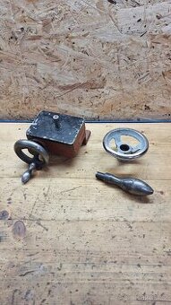 Příslušenství k soustruhu  - vše co je na foto