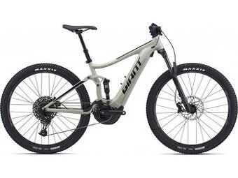 Horské elektrokolo Giant.