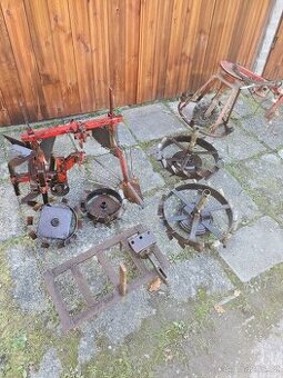 Prodám nářadí na kultivátor Mountfield