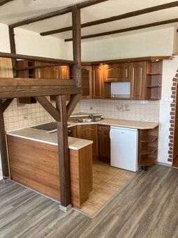 Pronájem bytu 1+kk, ulice Lužická, Olomouc