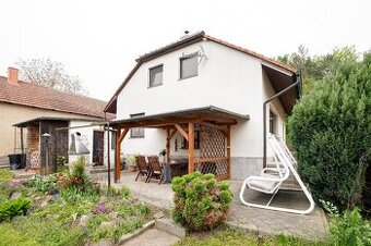 Prodej rodinného domu 5+1, 154 m² - Bylany, Chrášťany