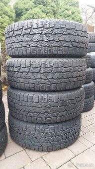 Pneu zimní, 4 ks, rozměr 235/60/17C, 117/115R, zn. NOKIAN