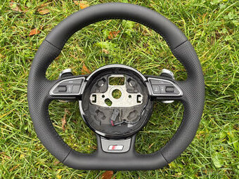 VOLANT AUDI KOŽENÝ ZKOSENY RS PADLA PERFOROVANA KUZE