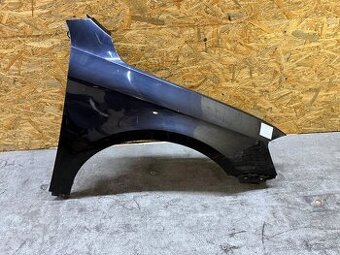 Pravý blatnik Vw Passat B7 2012