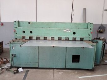 Nůžky tabulové NTE 2500/4 B