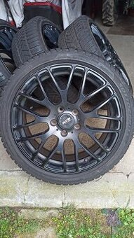 Honda civic 225 45 18 zimní Pirelli pneu