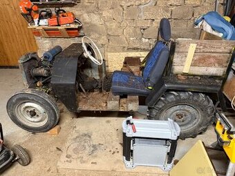 Trakturek Skoda Octavia/Spartak