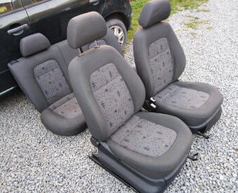 sadadla škoda fabia 1 predni +zadni sedadla