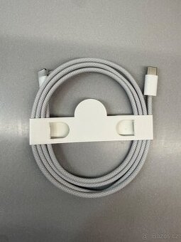 Originální Apple kabely, nové