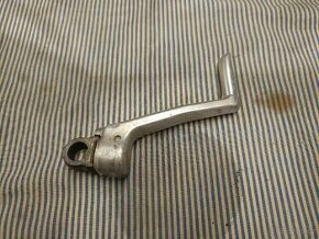 Prodám našlapovací páku Suzuki RM125