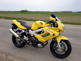 Honda VTR 1000F FireStorm