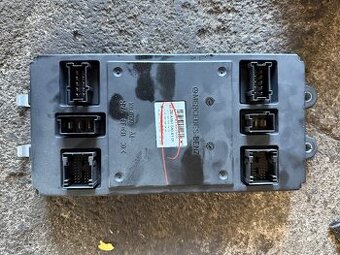 Řídící jednotka SAM Mercedes Benz ML W164