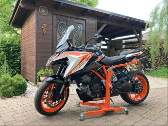 KTM Superduke 1290 GT, 2021, 11200km, TOP stav