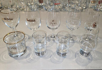 Sbírka skleniček na whisky cca 90 ks
