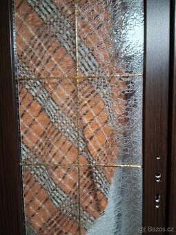 Nove plstove dveře tmvý ub / bila 00x2020