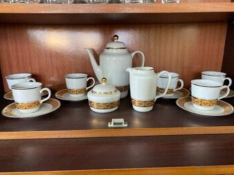 Kompletní porcelánová kávová sada MZ – ČSSR, zlacená