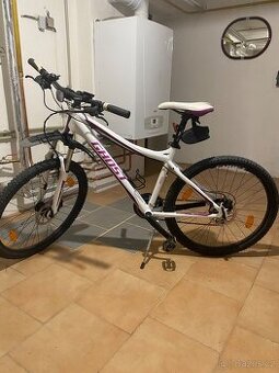 Dámské kolo Ghost Miss 1200