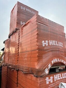 Heluz cihla 8 1359ks
