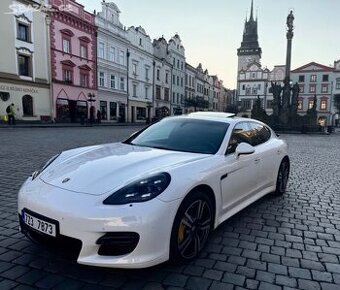Porsche Panamera 4.8 Turbo 368kw  GTS