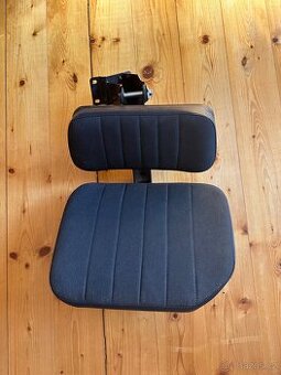 Sedátko spolujezdce Zetor