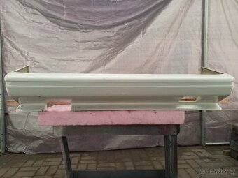 Zadní nárazník BMW e30 M3