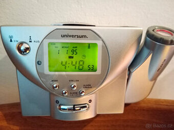 Hodiny s projektorem