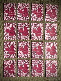 Nové Mickey milníkové kartičky