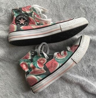 Melounové conversky - vel. 33