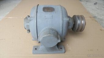 2 elektromotory staré