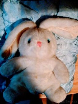 retro plyšová hračka plyšák zajíček zajíc