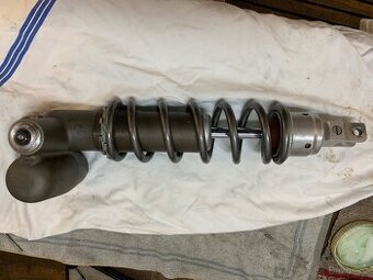 Honda Zadni tlumic showa crf 450