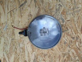 Přídavný světlomet na veterána