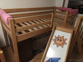 Dětská postel Domestav - zvýšené jednolůžko se skluzavkou
