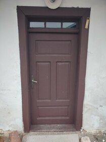 Staré dveře a kování, klika - 1